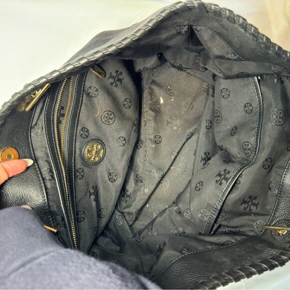 Tory Burch Large Pebble Black Leather East West Tote Bag Gold Chain Hardware - Picture 6 of 9